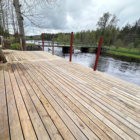 Cosy River House Kvillsfors Екстер'єр фото