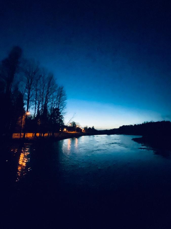 Cosy River House Kvillsfors Екстер'єр фото